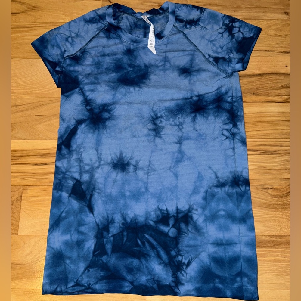 Lululemon Swifty Tee